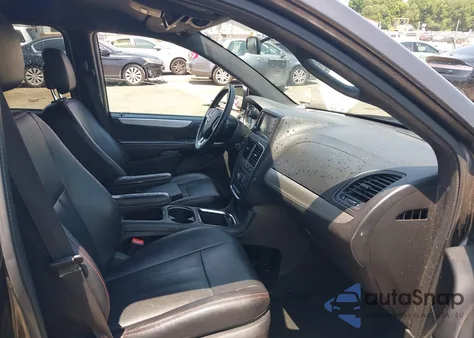 2016 Dodge Grand Caravan R/T z USA, uszkodzony, nr VIN 2C4RDGEG7GR364703